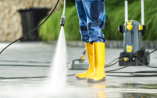 Best Garage Pressure Washing  in Lely Resort, FL